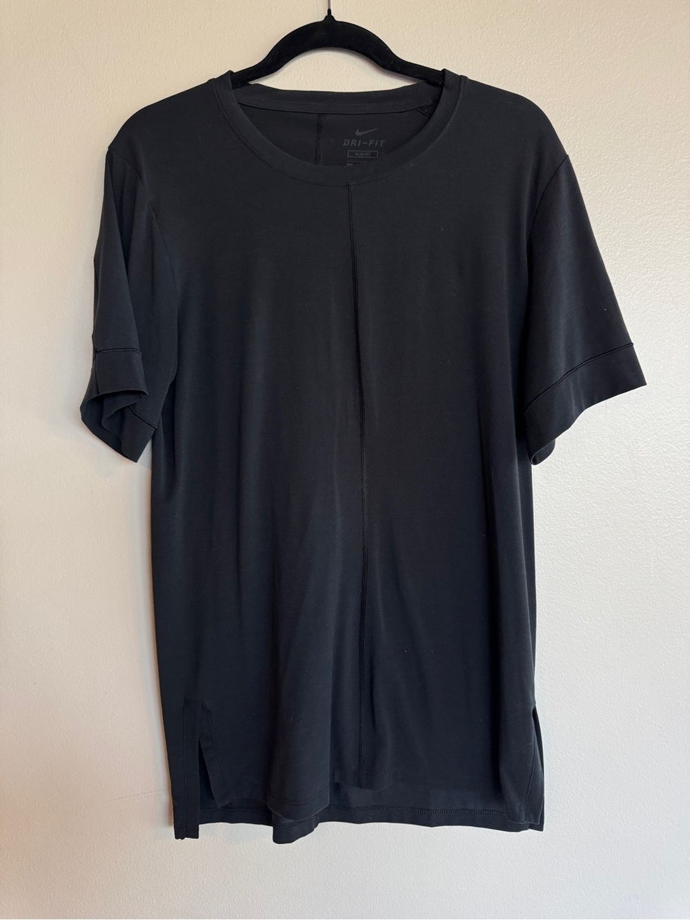 Nike Dri-Fit Slim Fit Black Short Sleeve Yoga T-Shirt Top Mens Small